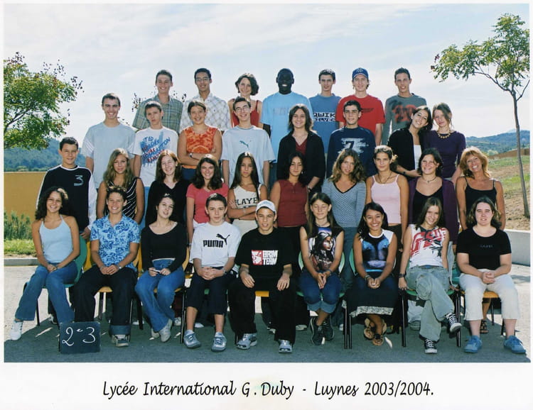 Photo de classe 2°3 de 2003, Lycée Duby Copains d'avant