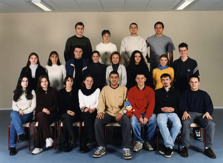 Photo de classe 1 BTS Action Co de 2000, Lycée Charles Despiau ...