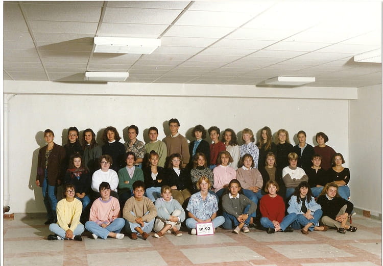 Photo de classe TERNINALE A1 de 1992, Lycée Michel Anguier - Copains d ...