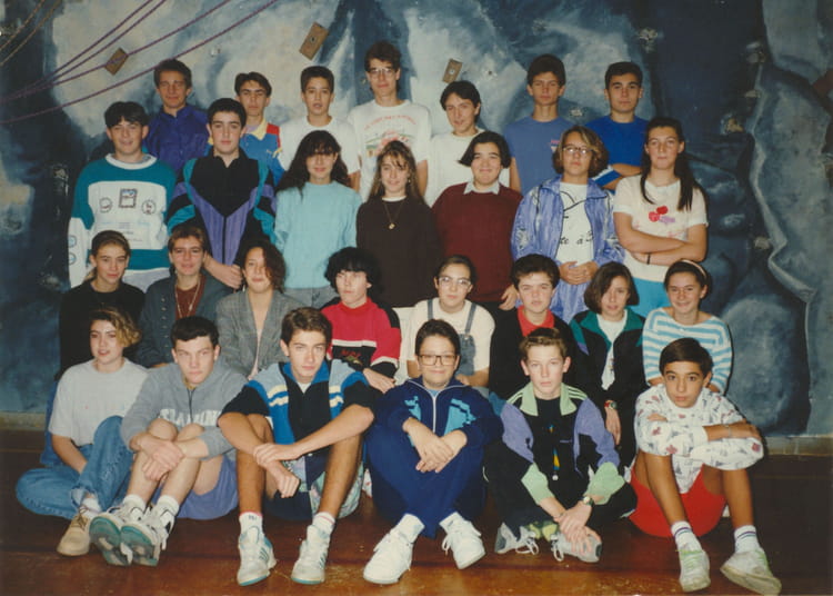 Photo de classe Lycée 2nde 3b de 1992, Lycée Jean Moulin - Copains d'avant