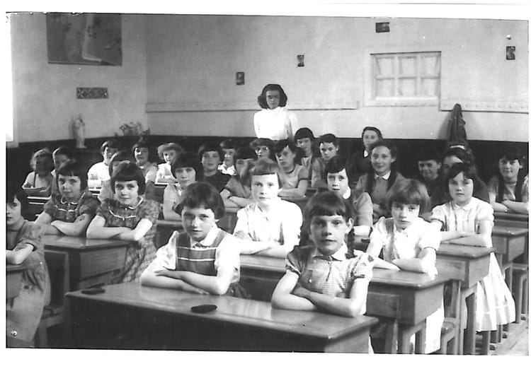 Photo de classe SainteThérèse à Guilers de 1958, Ecole Sainte Therese