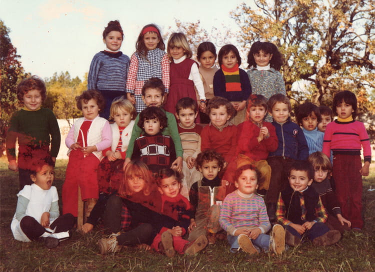 Photo de classe CLASSE ENFANTIINE DE MME Lévèque de 1980, Ecole Sainte