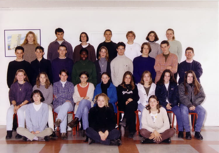 Photo de classe 1er L de 1996, Lycée Michel Anguier - Copains d'avant