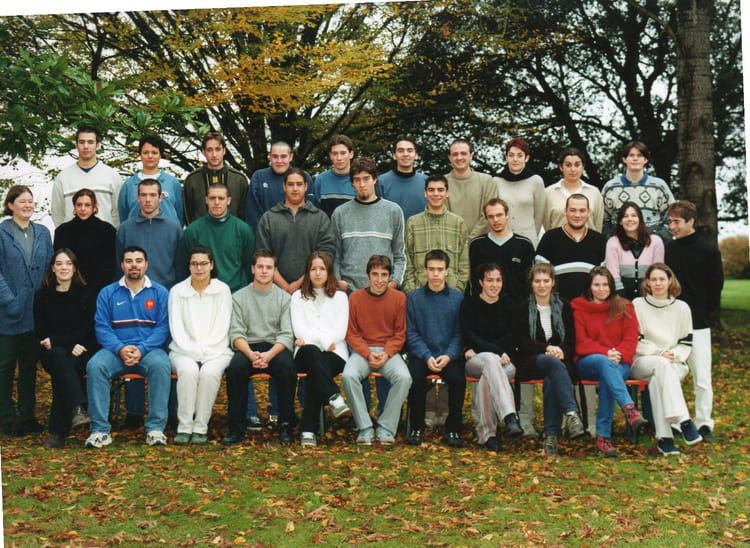 Photo de classe BTS 1 TC 2000 de 2000, étienne Restat - Copains d'avant