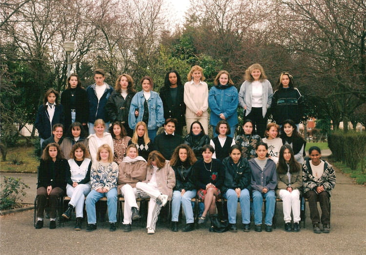 photo-de-classe-2-mep3-de-1996-section-d-enseignement-professionnel-du