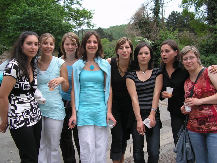 L'institut Des Copines Saint Jean De Linieres