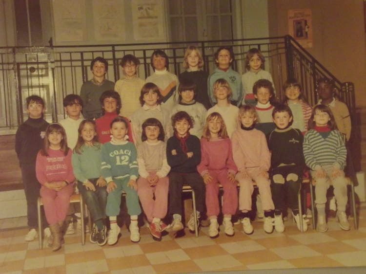 Photo de classe CM1 de 1984, Ecole Primaire 51 Rue De Charenton Paris