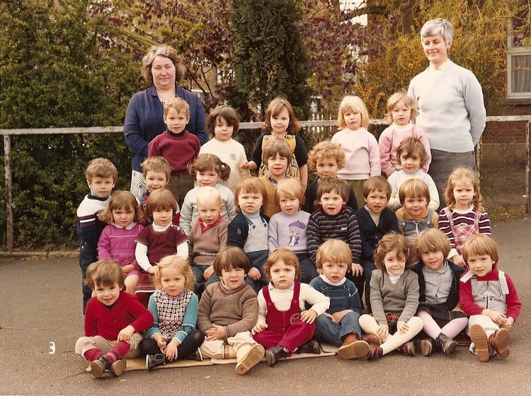 Photo de classe Photo de 1983, ECOLE NOTRE DAME DE GRACE Copains d'avant