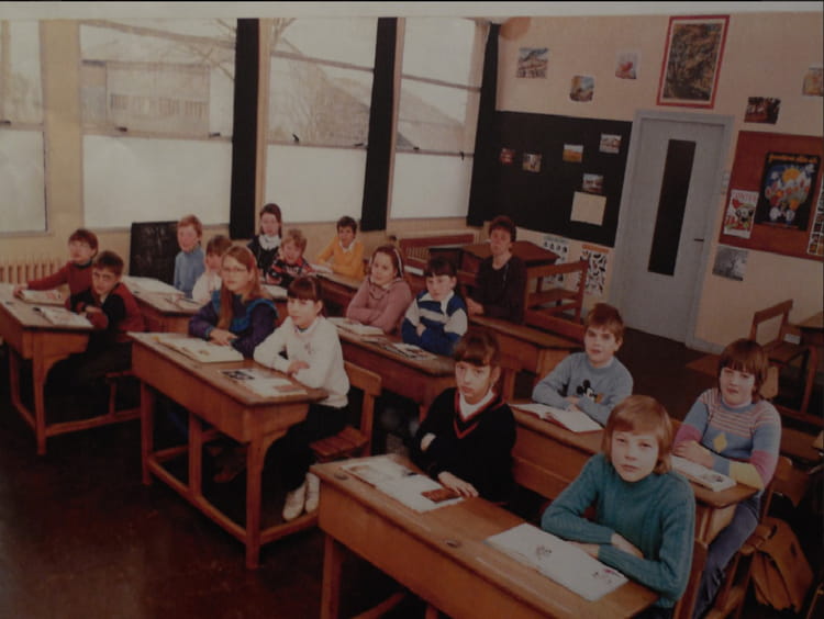 Photo de classe ? de 1984, Ecole Primaire (Saint Agnan Sur Erre