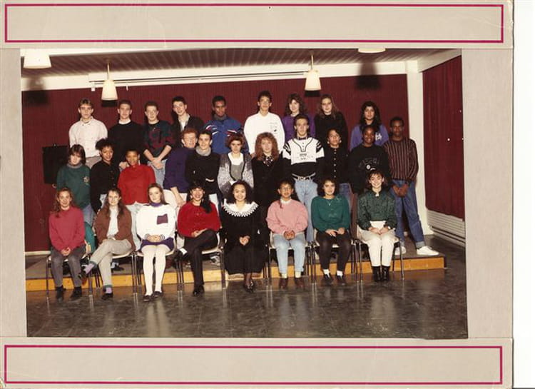 Photo de classe 1ere G3 de 1990, Lycée René Cassin - Copains d'avant