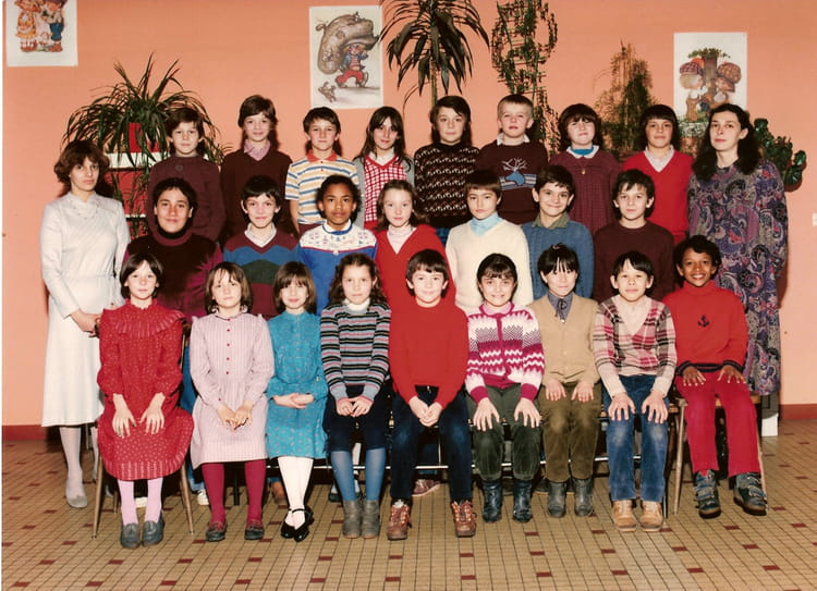 Photo de classe CM1C de 1983, ECOLE NOTRE DAME DU BON CONSEIL Copains