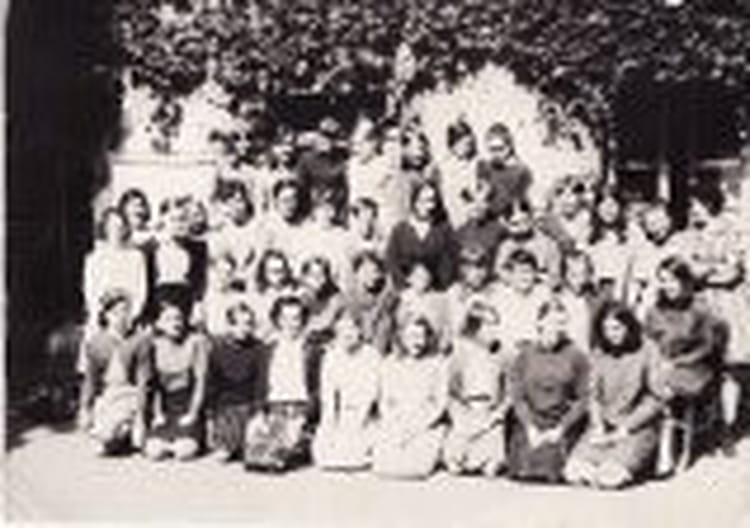 Photo de classe Classe de 4eme de 1967, école Ste Ursule Copains d'avant