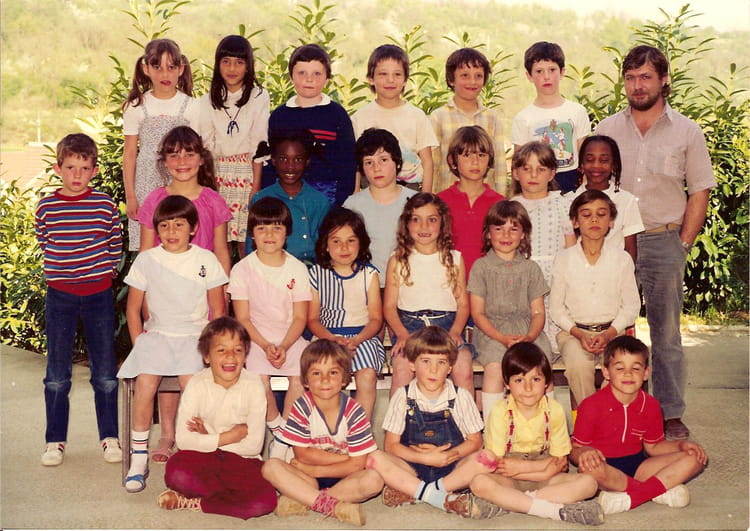 Photo de classe CP - CE1 1983-1984 de 1984, ECOLE PRIMAIRE - Copains d ...