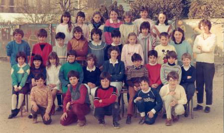 Photo de classe Cm2 de 1981, ECOLE SAINTE MARIE - Copains d'avant