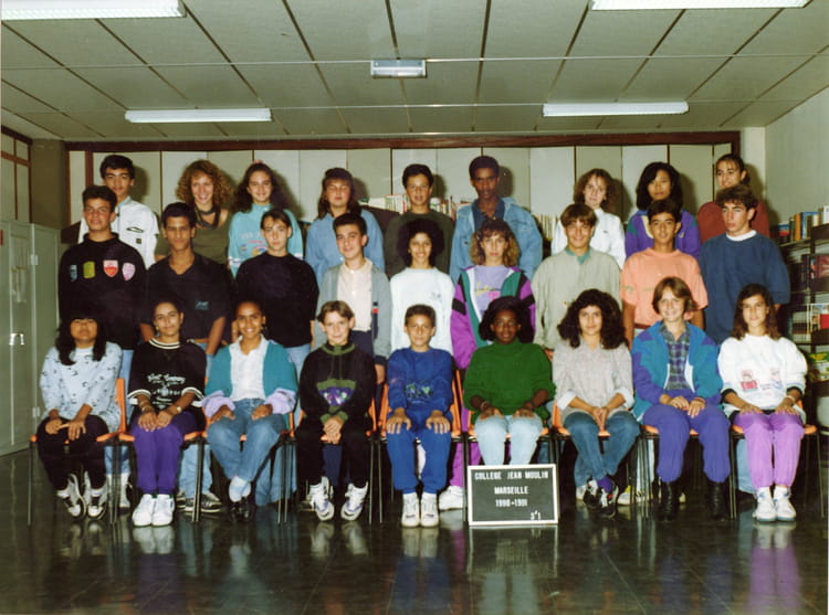 Photo de classe 3eme 1 de 1991, Collège Jean Moulin - Copains d'avant
