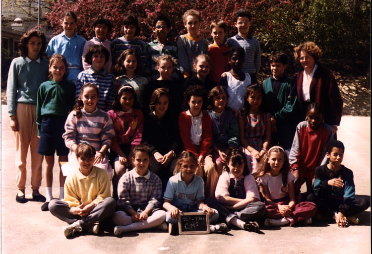 Photo De Classe CM2 De 1988 ECOLE JOHN KENNEDY Copains D avant
