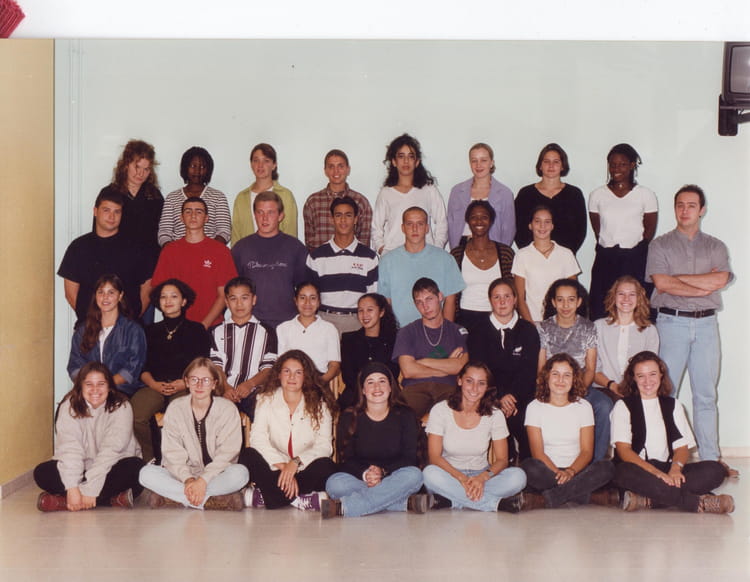 Photo de classe Terminale stt acc de 1997, Lycée Marc Bloch - Copains d ...