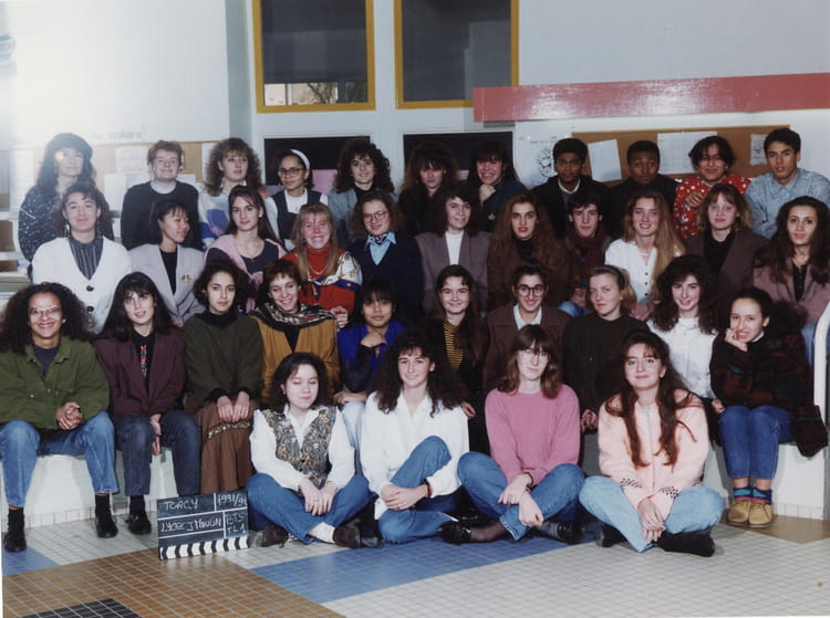 Photo de classe BTS TL1 de 1991, Lycée Jean Moulin - Copains d'avant