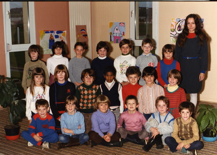 Photo de classe GRAND CHARLEMAGNE de 1984, Ecole Grand Charlemagne