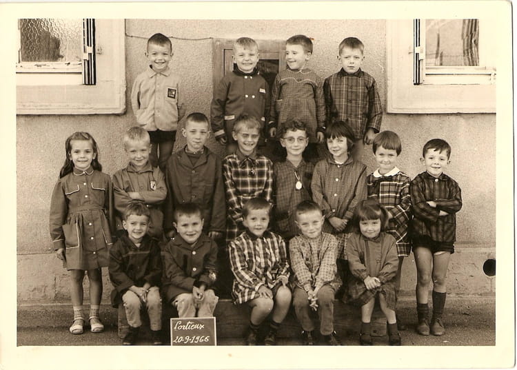 Photo de classe Portieux de 1966, Ecole Maurice Coindreau (Portieux