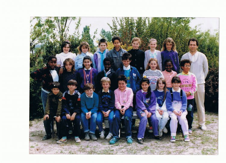 Photo de classe CM1 de 1988, ECOLE LAC II Copains d'avant