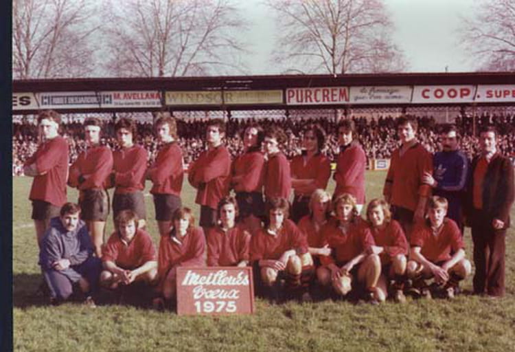 Photo de classe Presque champion du monde de 1975, Amicale Des Anciens Joueurs Du Stade Photo de classe Presque champion du monde de 1975, Amicale Des Anciens Joueurs Du Stade