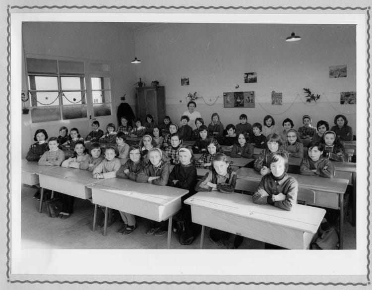 Photo de classe CM2 de 1965, ECOLE ST MICHEL Copains d'avant
