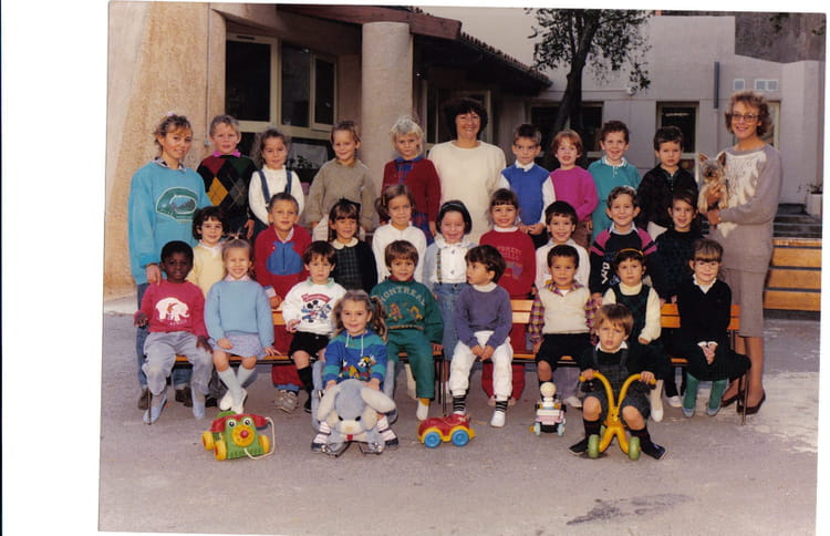 Photo de classe Maternelle grande section de 1988, Ecole Du Sacre-coeur