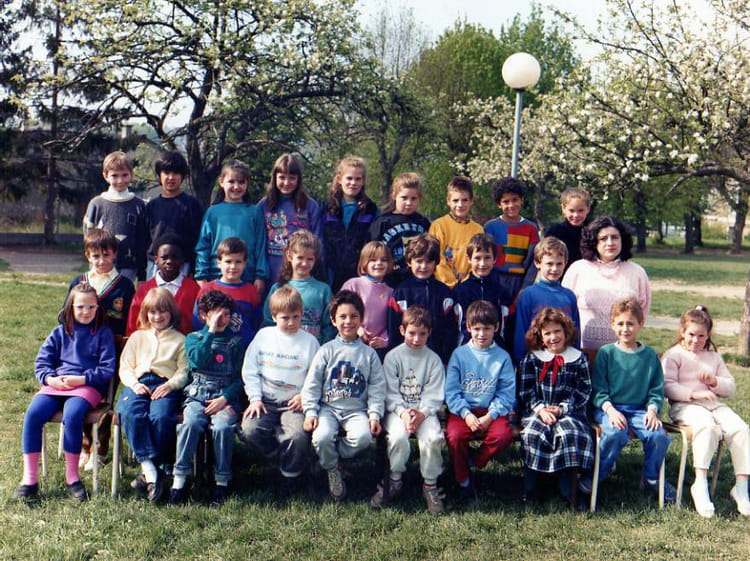 Photo de classe CE1 de 1989, ECOLE SAINTE MARTHE Copains d'avant