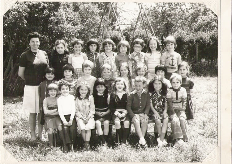 Photo de classe Cp de 1977, ECOLE SAINTE MARIE - Copains d'avant