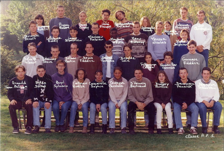 Photo de classe BTS AP 1ere année de 1997, BTSA AP - Copains d'avant