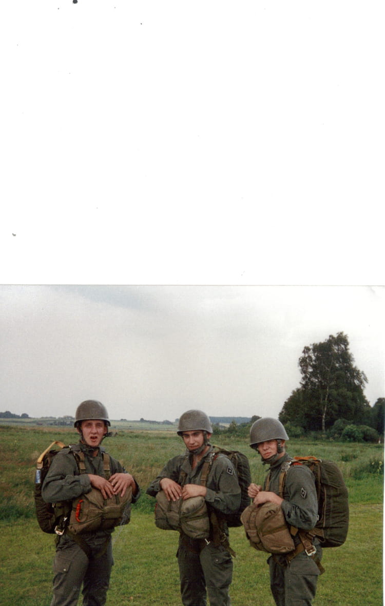 Photo de classe Juste avant la saut de 1988, 13em Rdp - Copains d'avant