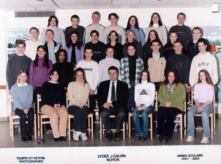 Photo de classe 2nde 2 de 2001, Lycée Jean Calvin - Copains d'avant