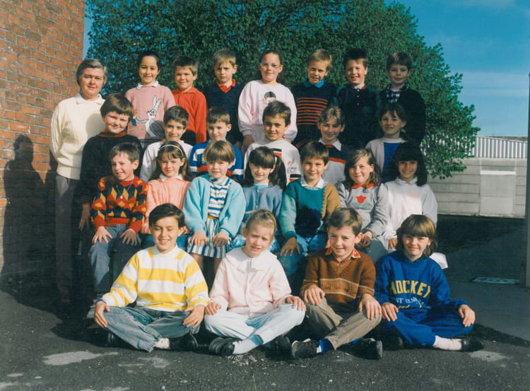 Photo de classe CE1 de 1988, Ecole Notre Dame (Ferriere La Grande