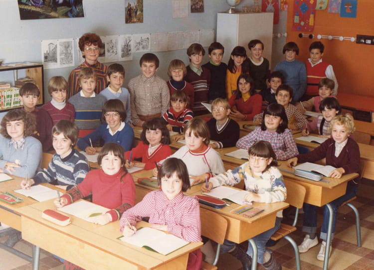 Photo de classe CM2 de 1982, ECOLE SAINTE EULALIE Copains d'avant