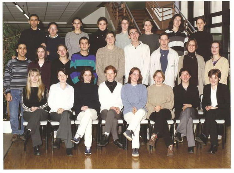 Photo de classe BTS CI 1 de 2000, Bts Commerce International Lycée ...