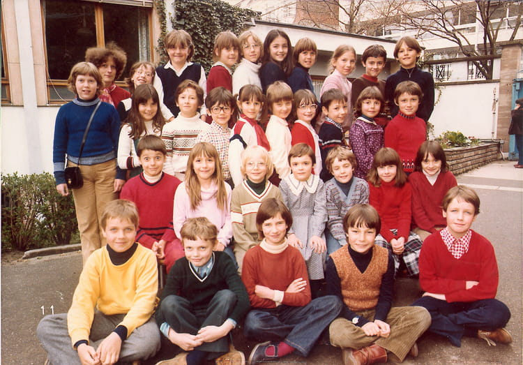 Photo de classe CM1 de 1979, ECOLE INSTITUTION SAINTE CLOTILDE