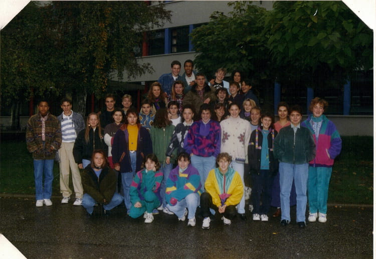 Photo de classe 2nde? de 1993, Lycée Jean Moulin - Copains d'avant