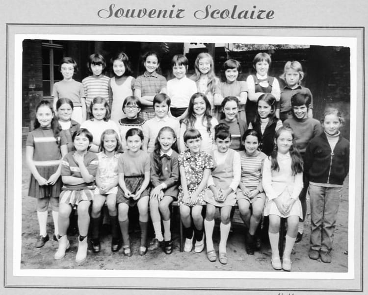 Photo de classe CM2 de 1970, ECOLE LAMARCK Copains d'avant