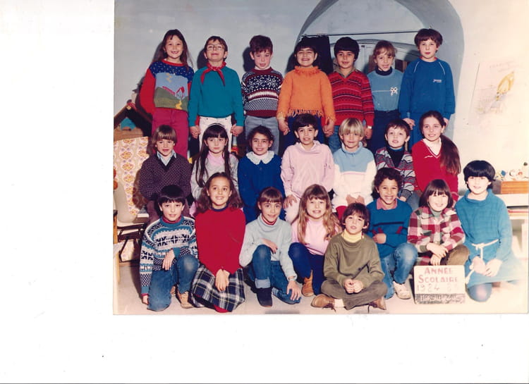 Photo de classe CE1 de 1984, ECOLE SAINTE MARIE - Copains d'avant
