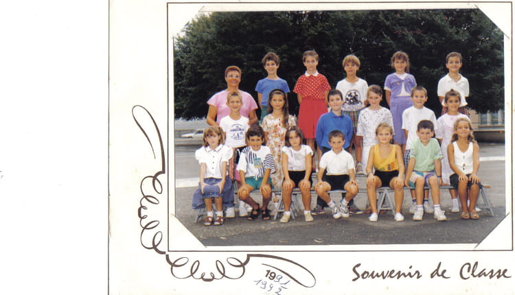 Photo de classe Ce 2 de 1991, ECOLE JEAN MOULIN - Copains d'avant