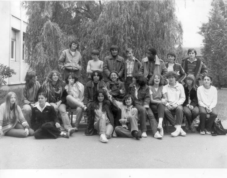 Photo De Classe Collège Henri Wallon 3ème 2 De 1980 Collège Henri Photo De Classe Collège Henri Wallon 3ème 2 De 1980 Collège Henri