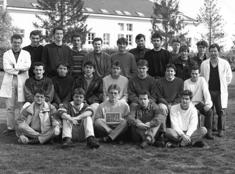 Photo de classe BTS 2ieme année de 1992, LP LA PROVIDENCE - Copains d'avant