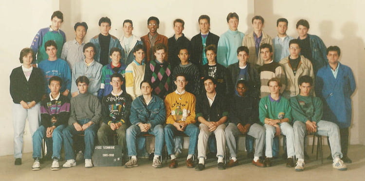 Photo de classe 1F10 de 1990, Lycée René Cassin - Copains d'avant