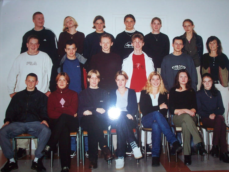 Photo de classe Tle STT CG 2001-2002 de 2001, Lycée Michel Anguier ...