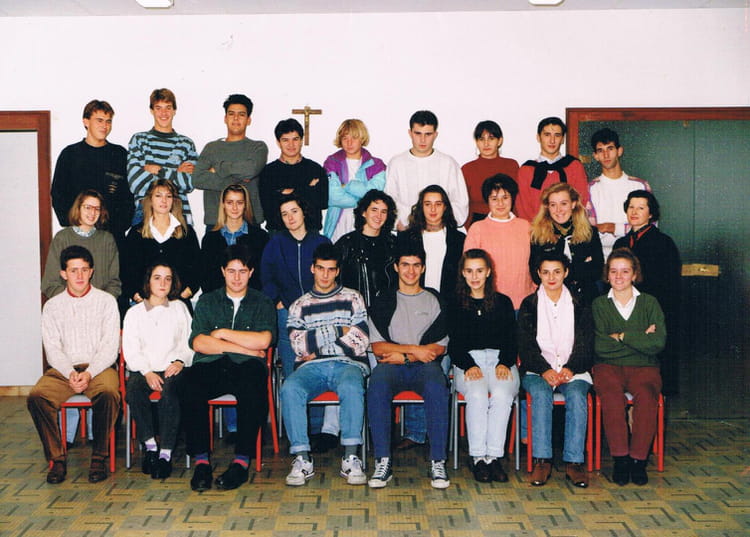 Photo de classe BTS Action Co de 1991, St Anne (Bts Acc) - Copains d'avant