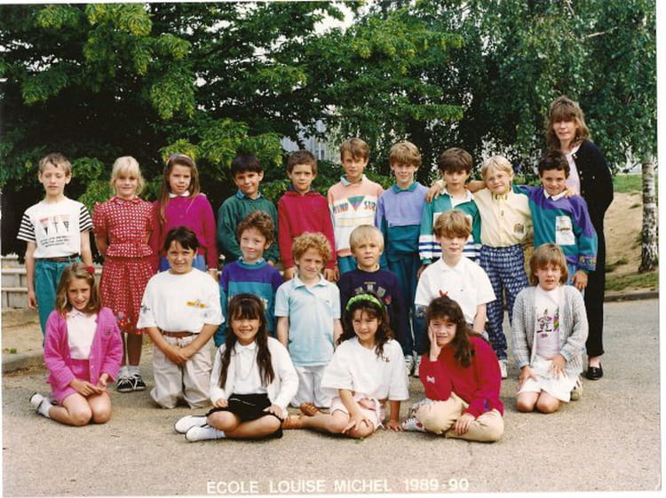 Photo de classe CE2 de 1989, ECOLE LOUISE MICHEL - Copains d'avant
