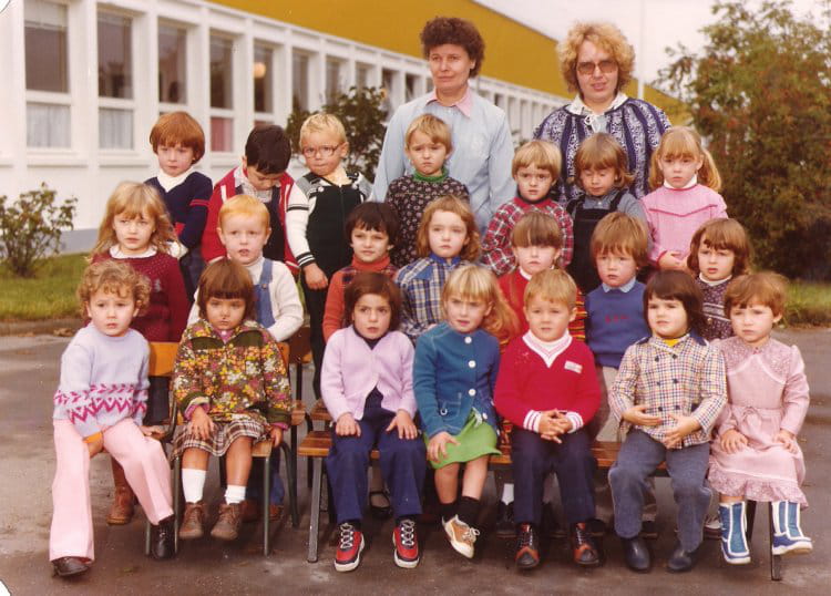 photo-de-classe-maternelle-de-1980-ecole-jules-andrieu-vermelles