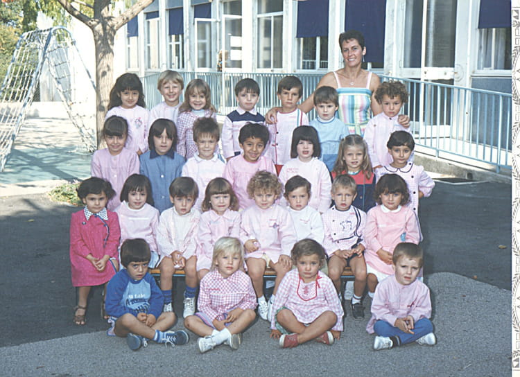 Photo de classe Maternelle de 1986, école Des Trois Ponts Copains d'avant
