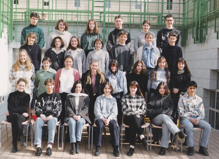 Photo de classe 1èreS2 de 1995, LEGTPJULIEN WITTMER - Copains d'avant